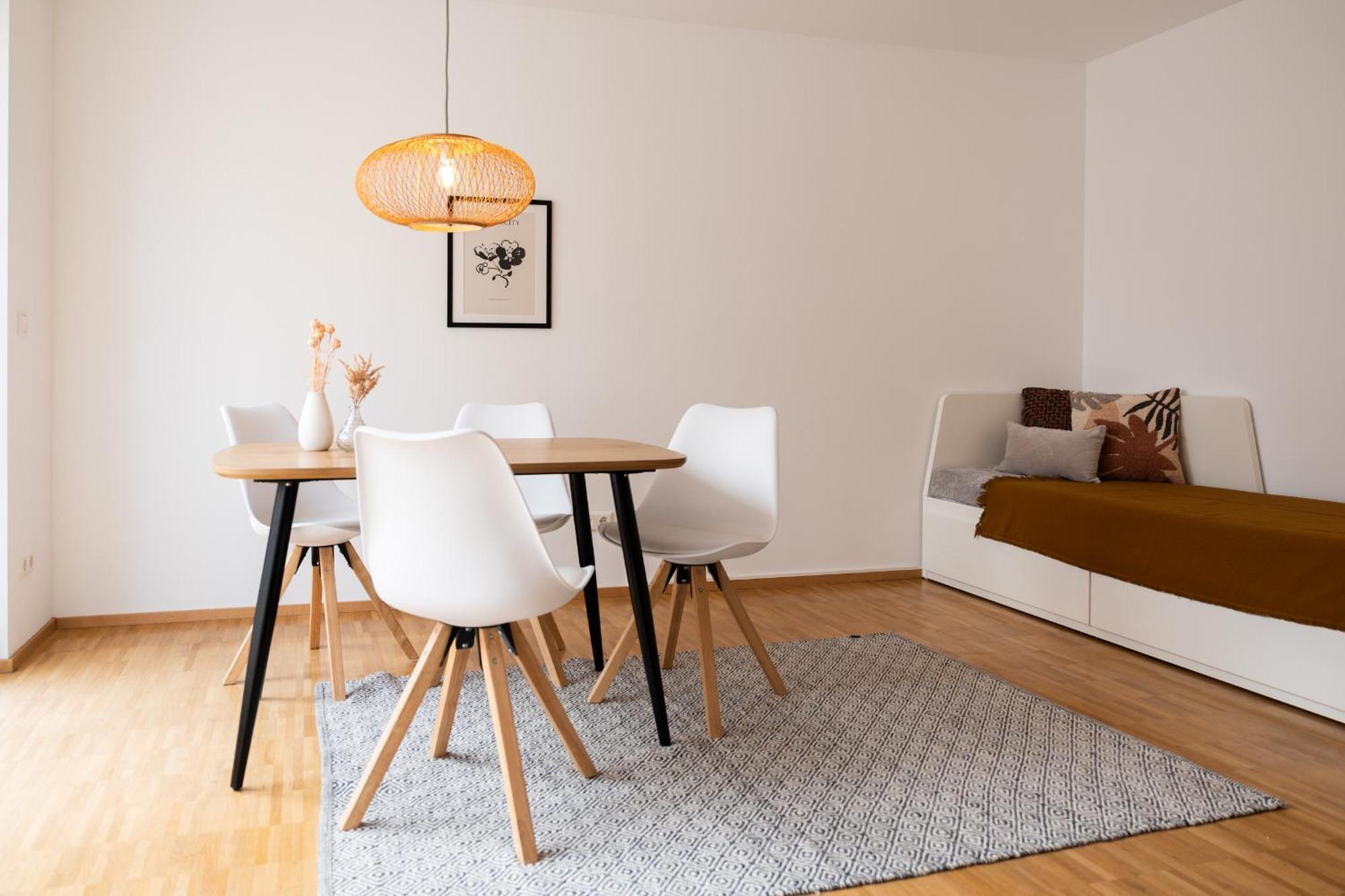 Altstadt Apartment 2 Zimmer Am Weibermarkt Ρόιτλινγκεν Εξωτερικό φωτογραφία