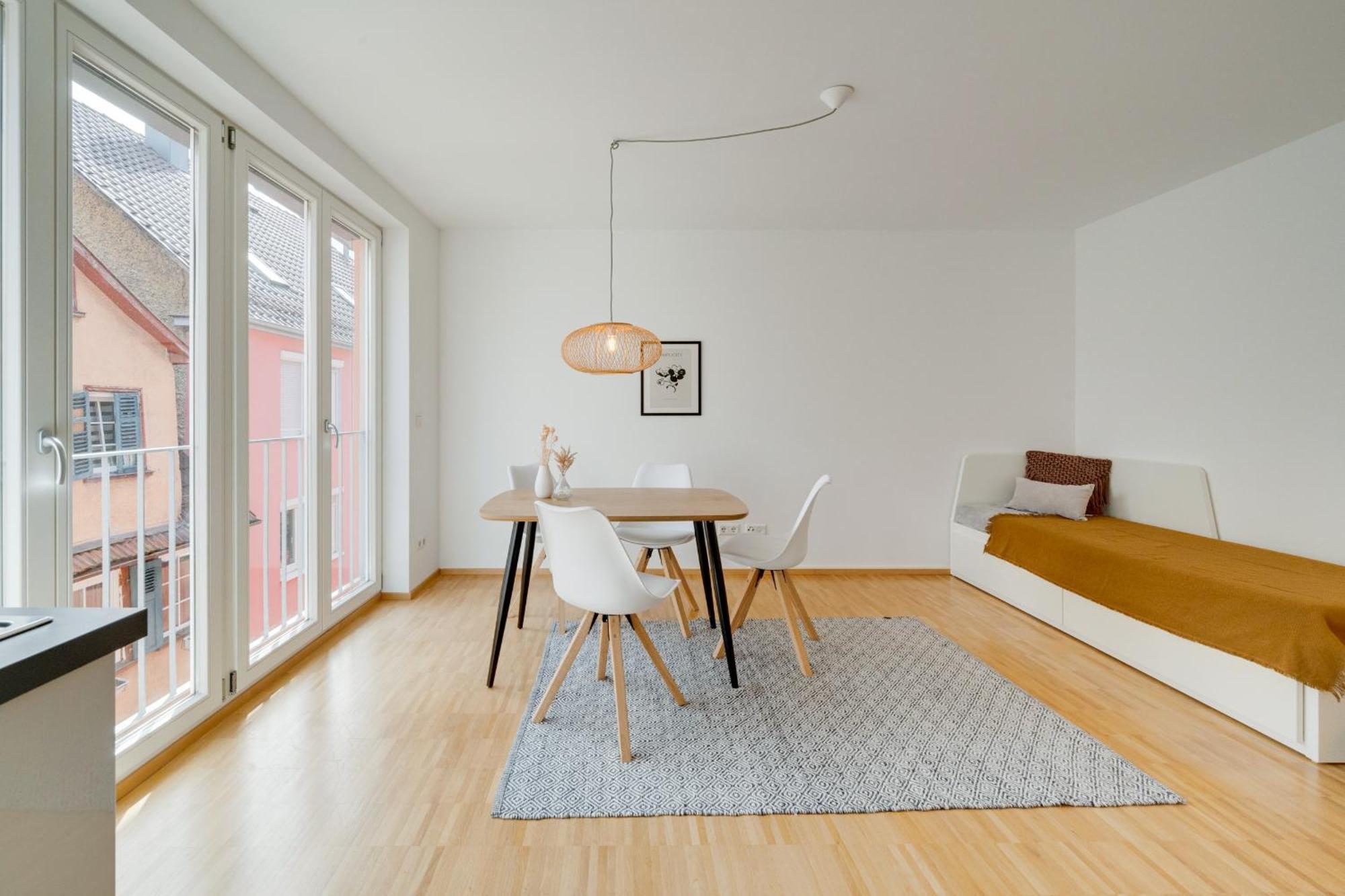 Altstadt Apartment 2 Zimmer Am Weibermarkt Ρόιτλινγκεν Εξωτερικό φωτογραφία